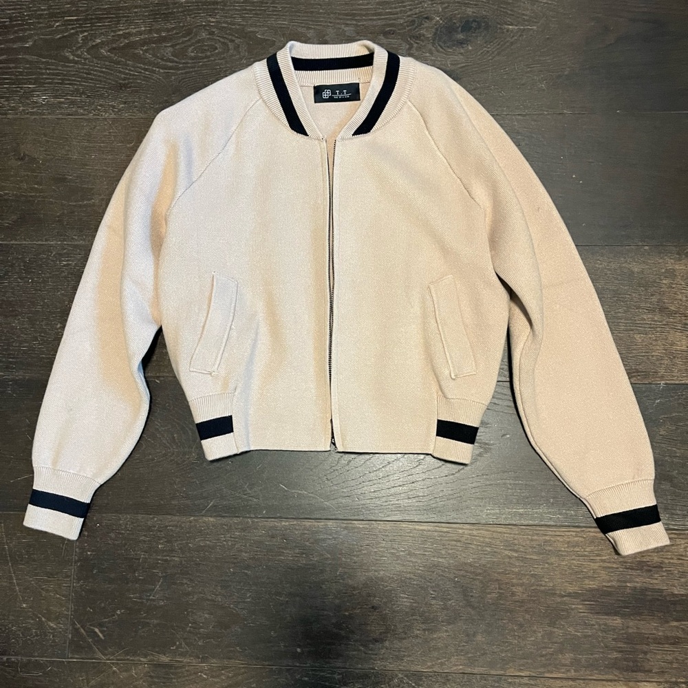 Chic Beige Bomber Jacket